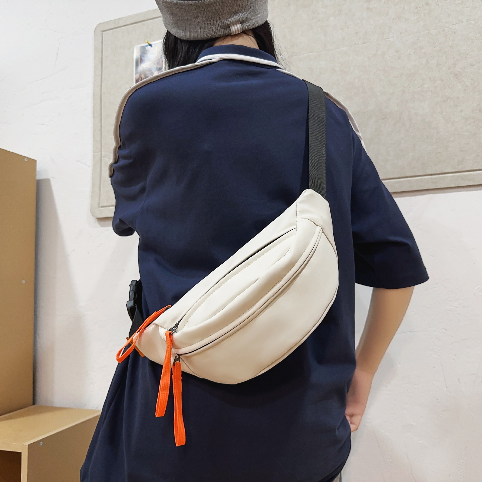 胸包男小包防水日系休闲斜挎包运动挎包男士腰包女单肩包可印logo